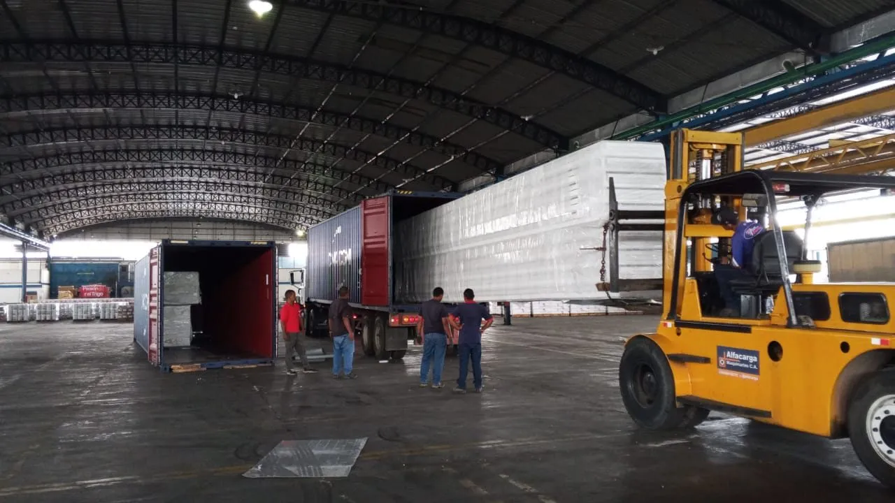 Despacho de la mercancía importada en el almacén del cliente